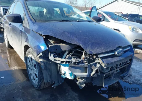 2012 Ford Focus Se z USA, uszkodzony, nr VIN 1FAHP3F29CL112278